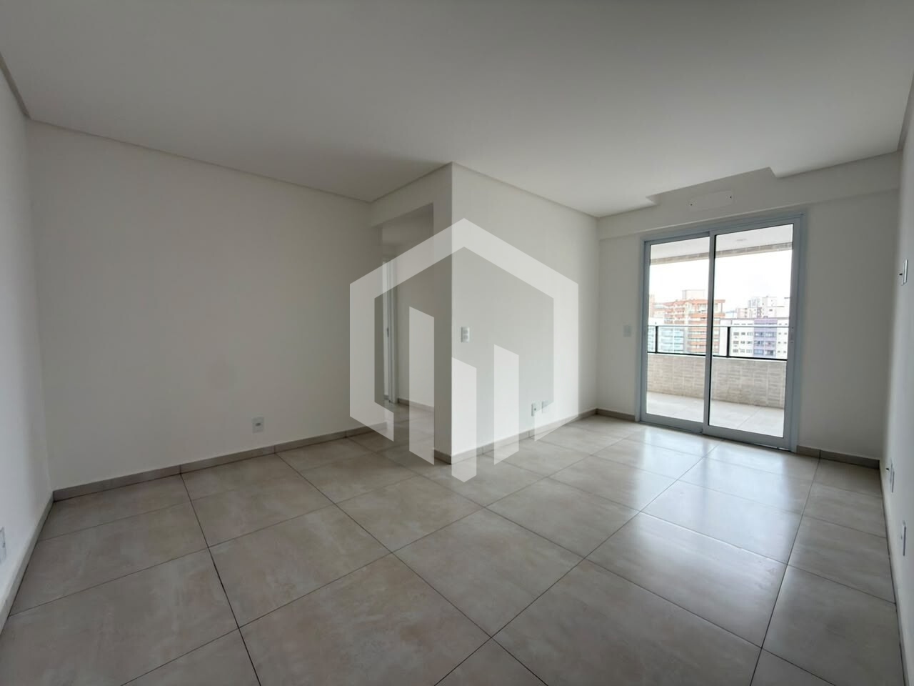 Apartamento à venda na Guilhermina, Praia Grande, com 2 quartos, suíte, piscina, varanda gourmet e l