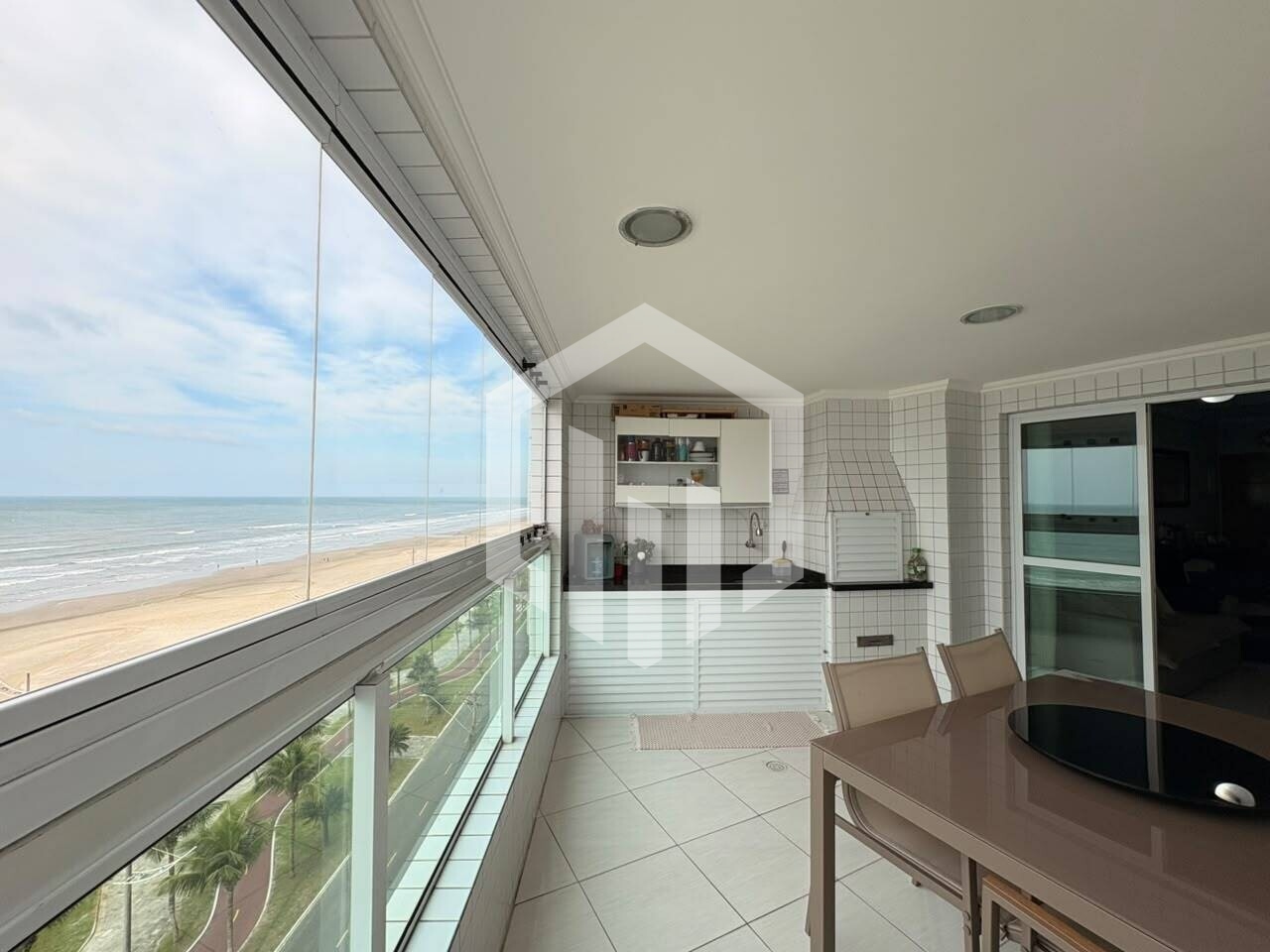 Apartamento Frente Mar | Venda | Guilhermina