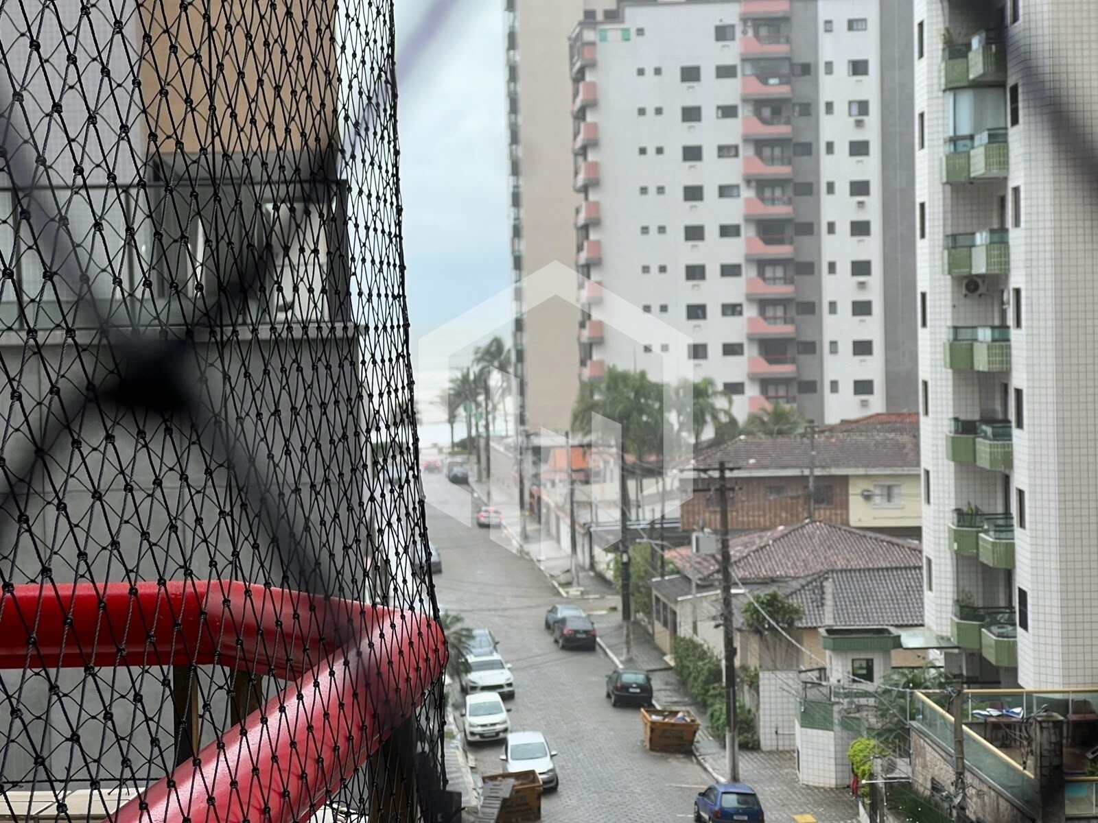 Apartamento de 2 quartos na Aviação com suíte, piscina e sacada por R$430.000