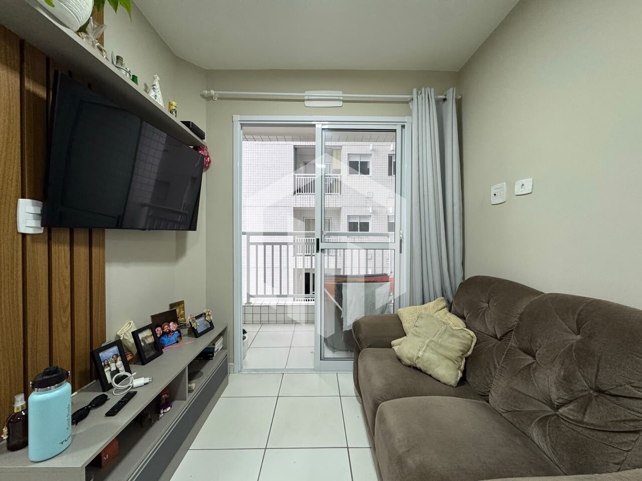 Apartamento 2 dormitórios mobiliado na Aviação