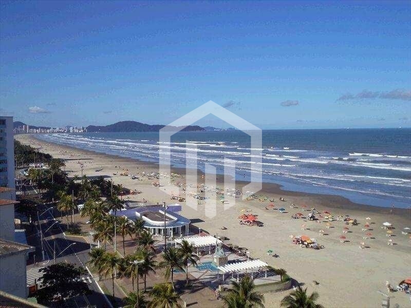 Apartamento com 3 dormitórios, 1 suíte e churrasqueira a 20 metros da praia em Vila Assunção