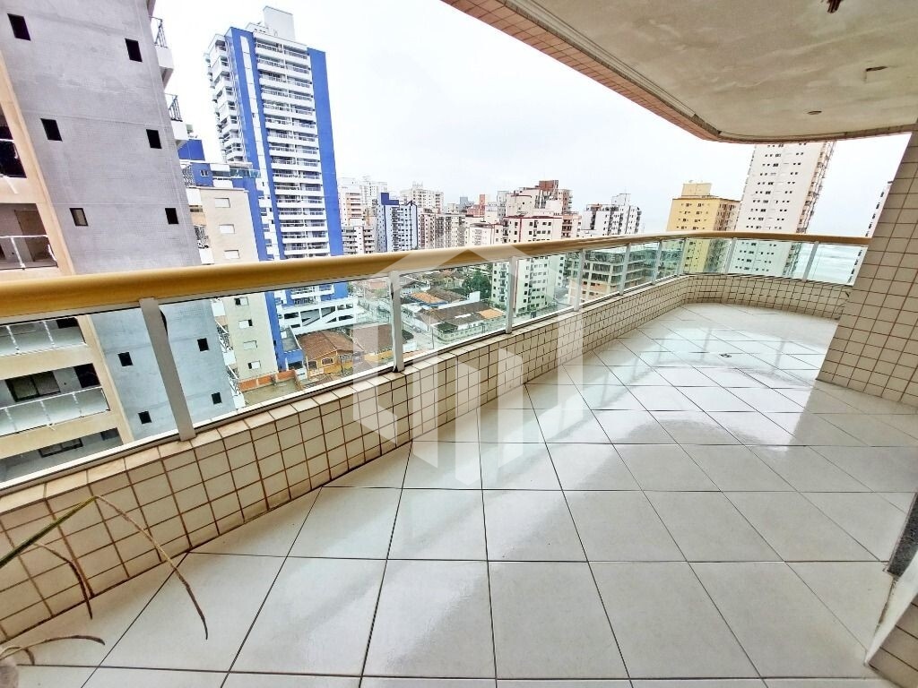 Apartamento com varanda gourmet e vista para o mar a 200 metros da praia em Praia Grande
