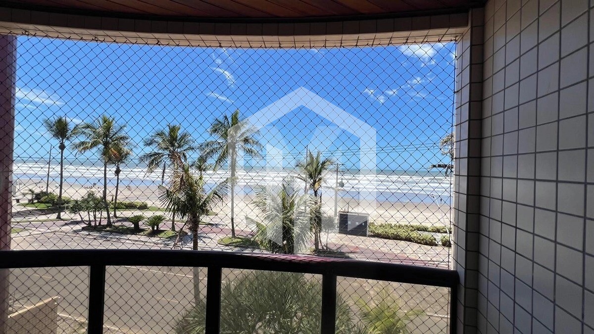 Apartamento de 107m² com vista frontal para o mar na Caiçara, 2 dormitórios, suíte e sacada envidraç