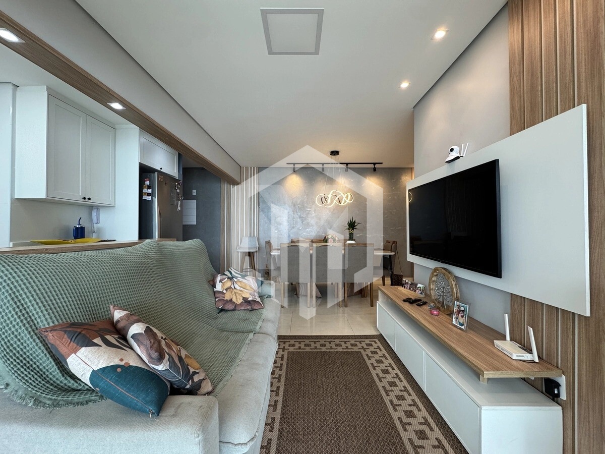Apartamento à venda no Maracanã, frente mar, 2 dormitórios, 1 suíte e vista livre