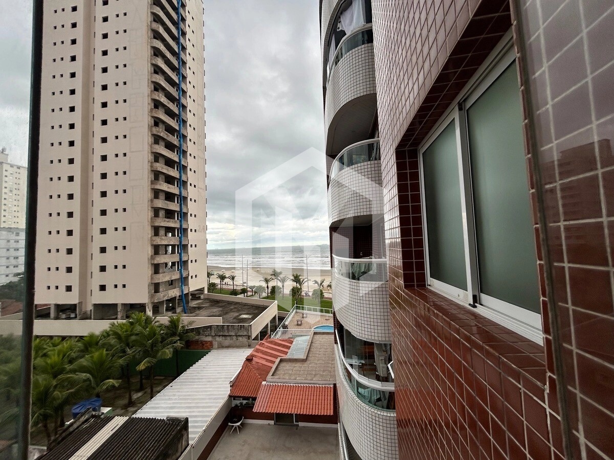 Apartamento de 64m² com vista para o mar no bairro Maracanã, Praia Grande/SP