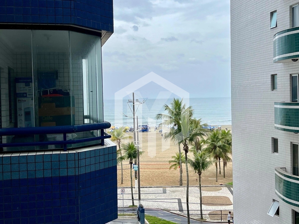Apartamento de frente para o mar na Guilhermina com 2 dormitórios, suíte, vaga coberta e lazer compl