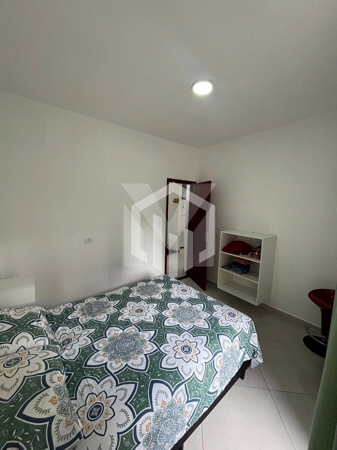 Casa em condomínio com vista livre, mobiliada, a 100m da praia no Canto do Forte, Praia Grande