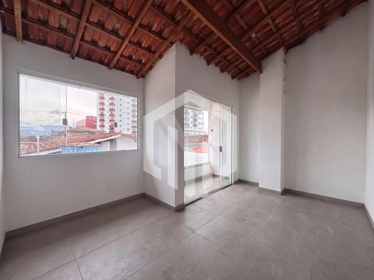 Casa térrea na Tupi com 3 dormitórios, piscina, área gourmet e 4 vagas de garagem