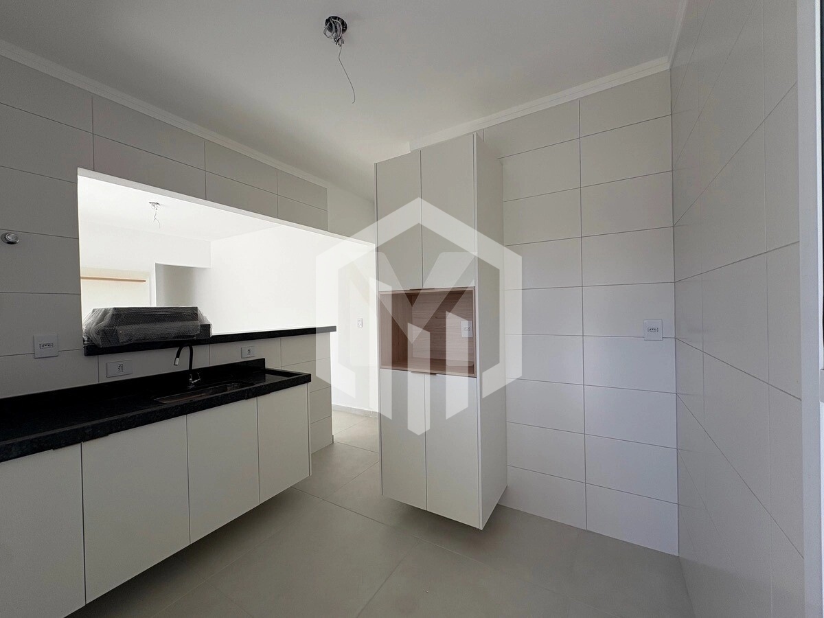 Apartamento de 2 quartos com suíte, varanda gourmet e lazer completo no Canto do Forte