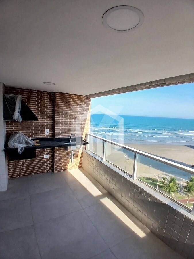 Apartamento com vista livre, 2 dormitórios, suíte e lazer completo em Praia Grande