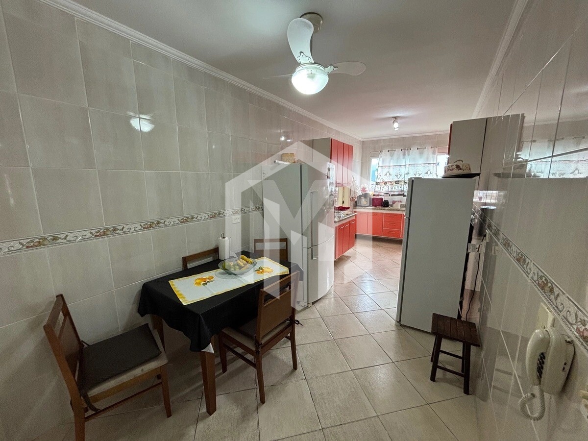 Apartamento de 3 dormitórios com 2 suítes e vista mar em Praia Grande, bairro Ocian