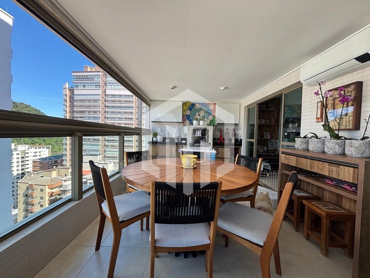 Apartamento mobiliado de 3 suítes, sacada gourmet e vista livre no Canto do Forte, Praia Grande