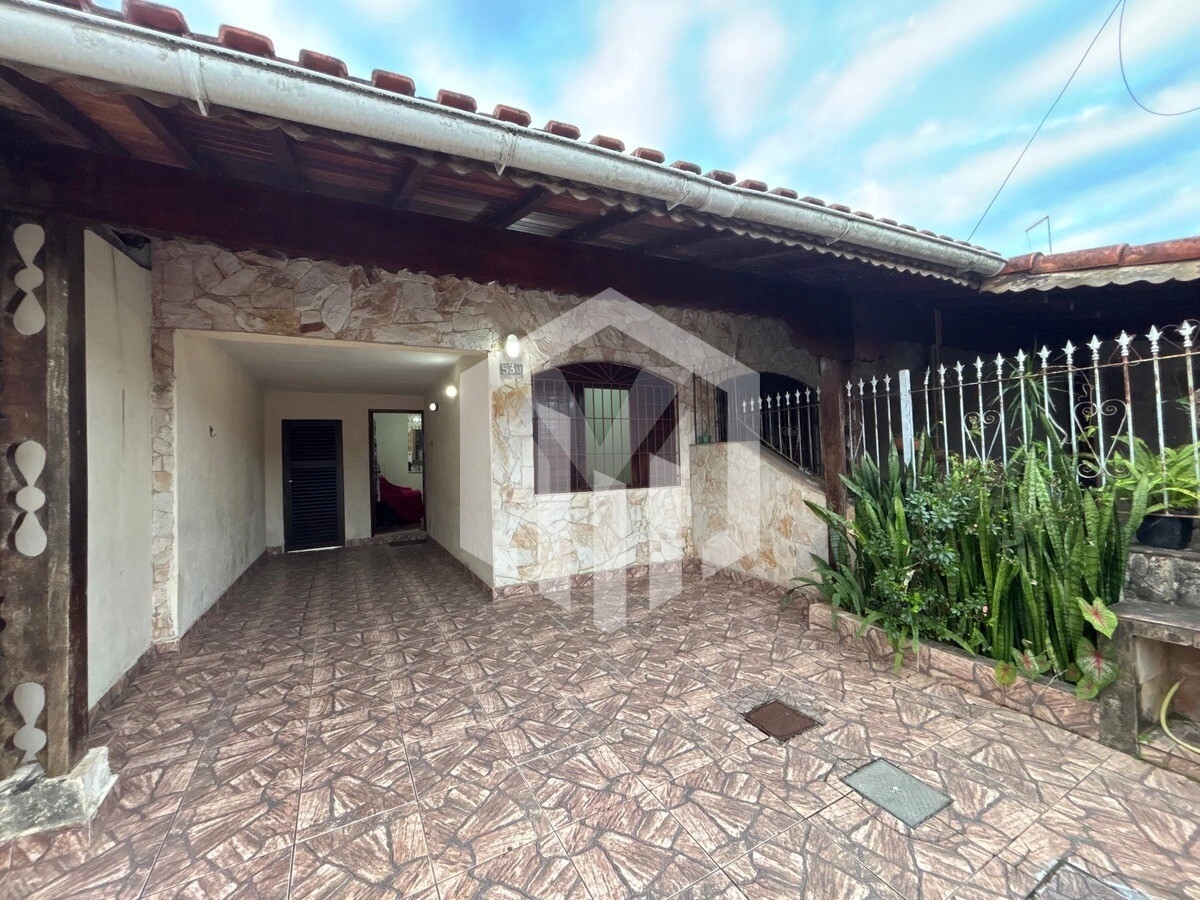 Casa de 2 dormitórios com suíte e espaço gourmet no Jardim Imperador, Praia Grande