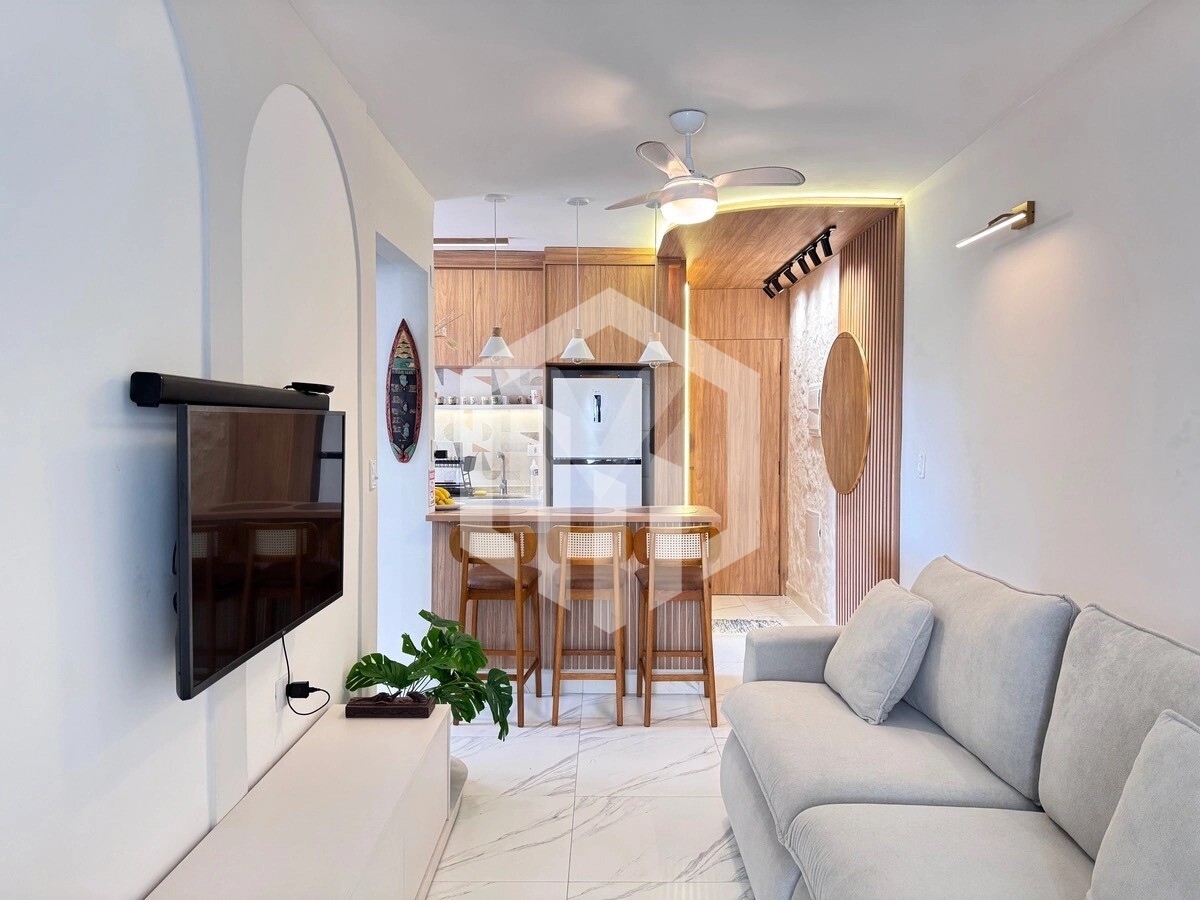 Apartamento de 1 suíte com vista para o mar na Guilhermina, totalmente decorado e pronto para morar