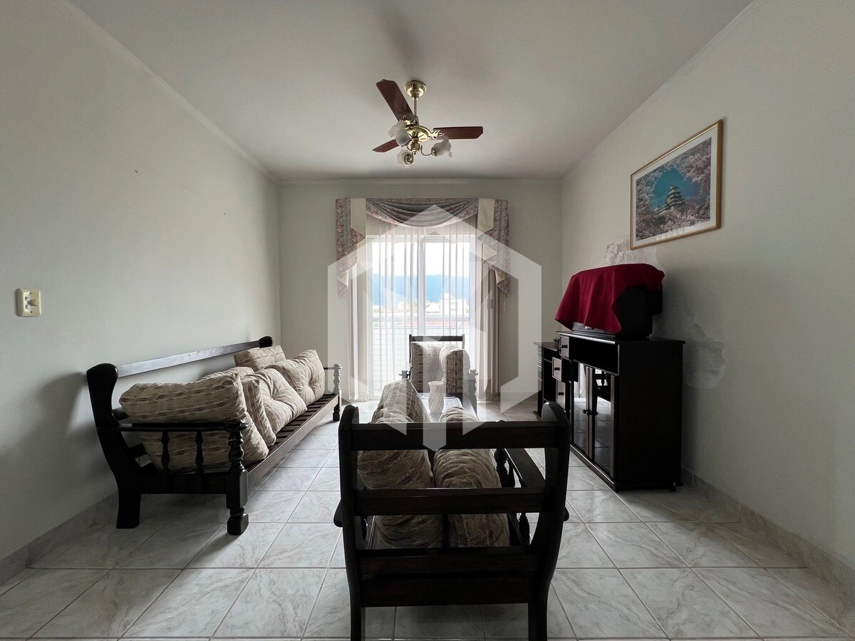 Apartamento de 2 dormitórios com suíte e 1 vaga em Vilamar, Praia Grande SP