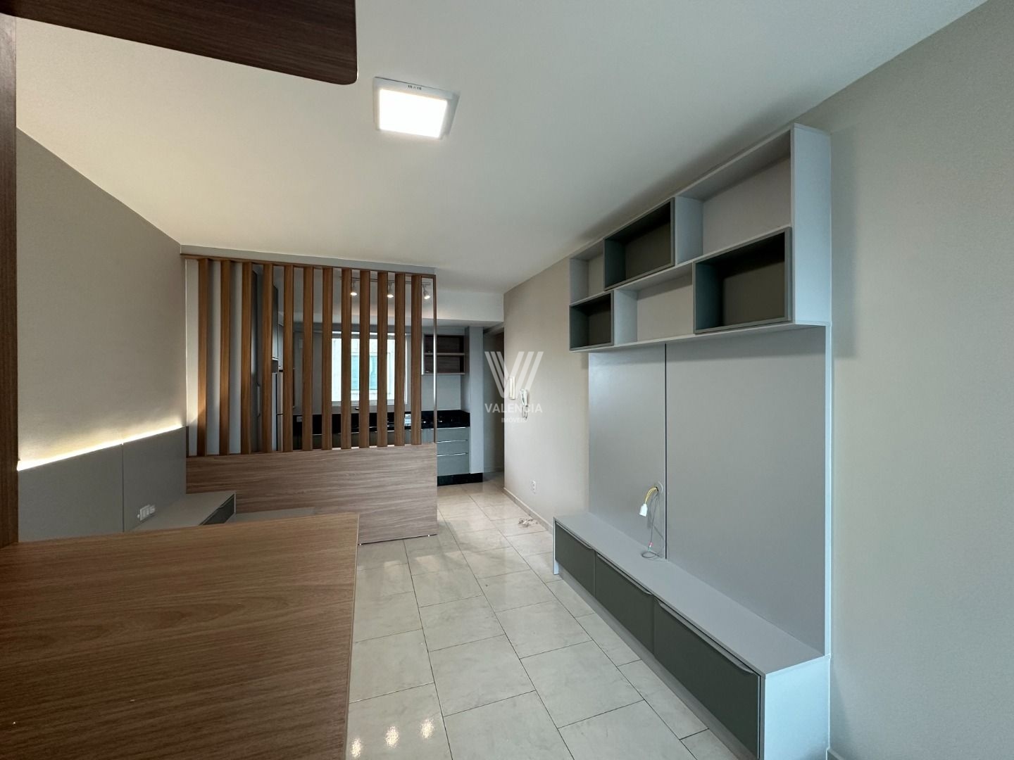 Studio Semi - Mobiliado no Condomínio Hyde Park  33m² | Andar Alto | Centro (divisa com o Batel)  Curitiba/PR