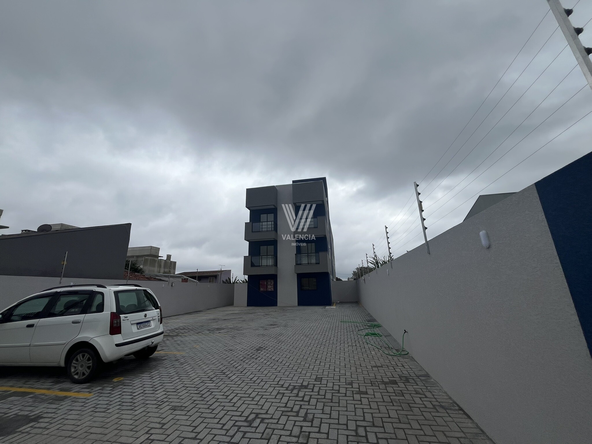 Apartamento | 1 dormitório | 25 m² privativos | Cozinha integrada | Vagas disponíveis | Cajuru – Curitiba/PR
