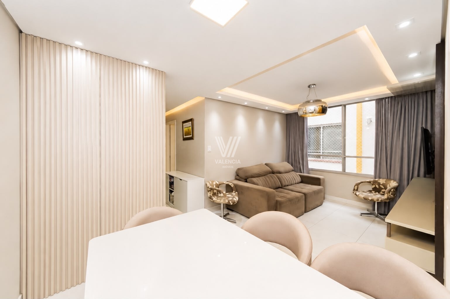 Apartamento de 3 quartos e 90 m² no Rebouças