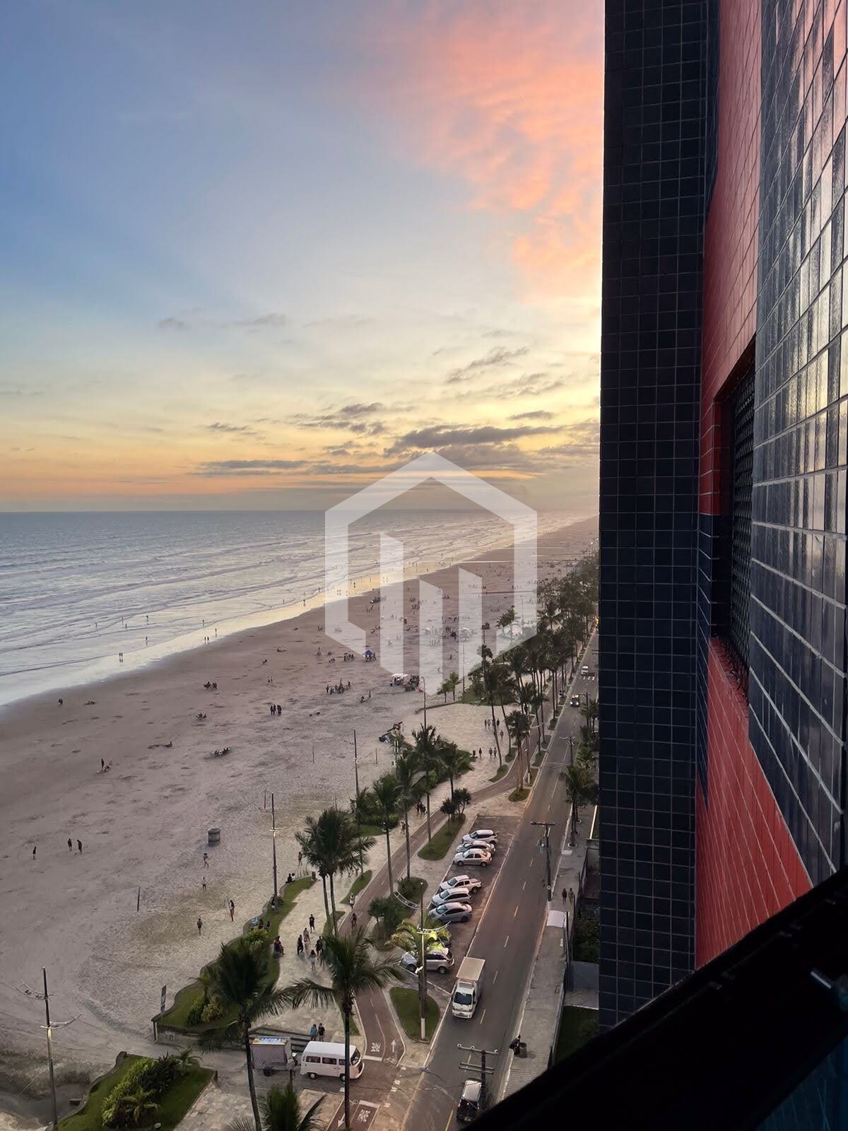 Frente Mar com Sacada - Caiçara