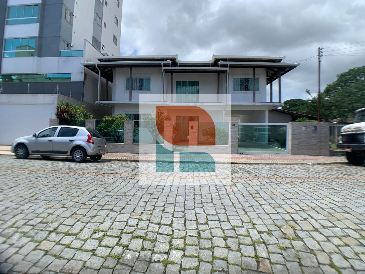 Casa | Venda | Centro