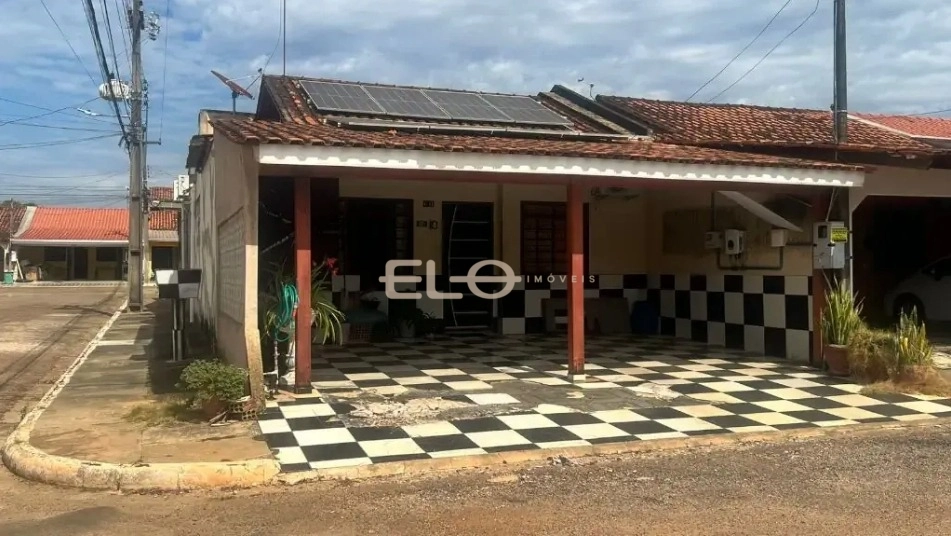 Casa de Esquina no Residencial Aquários - Não Geminada, esquina