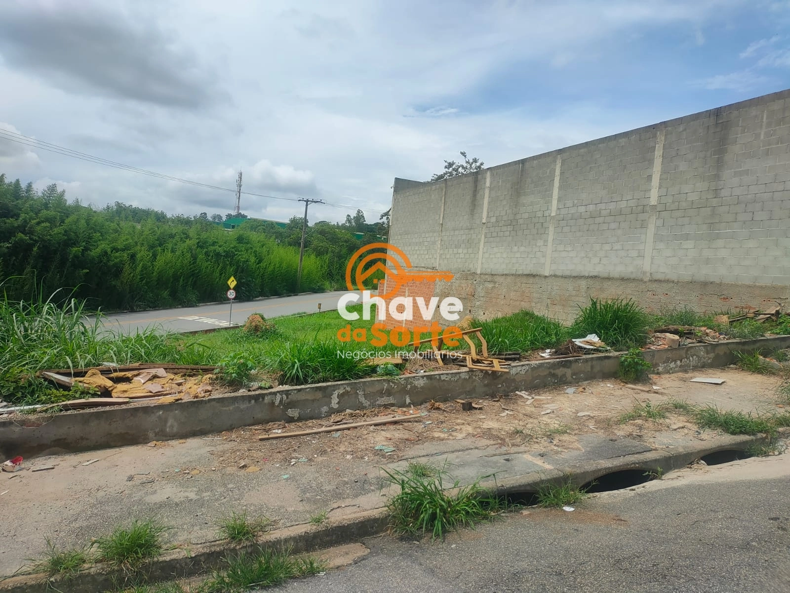 Terreno | Venda | Jardim Nilton Torres