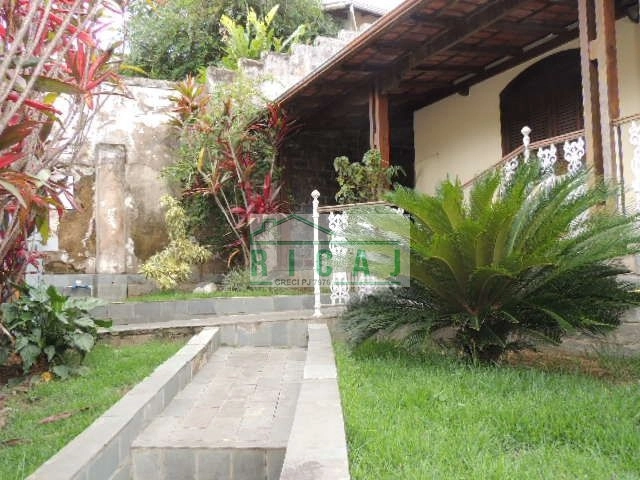 Casa com 3 dormitórios - à venda por R$ 800.000 - Nações Unidas - Sabará/MG