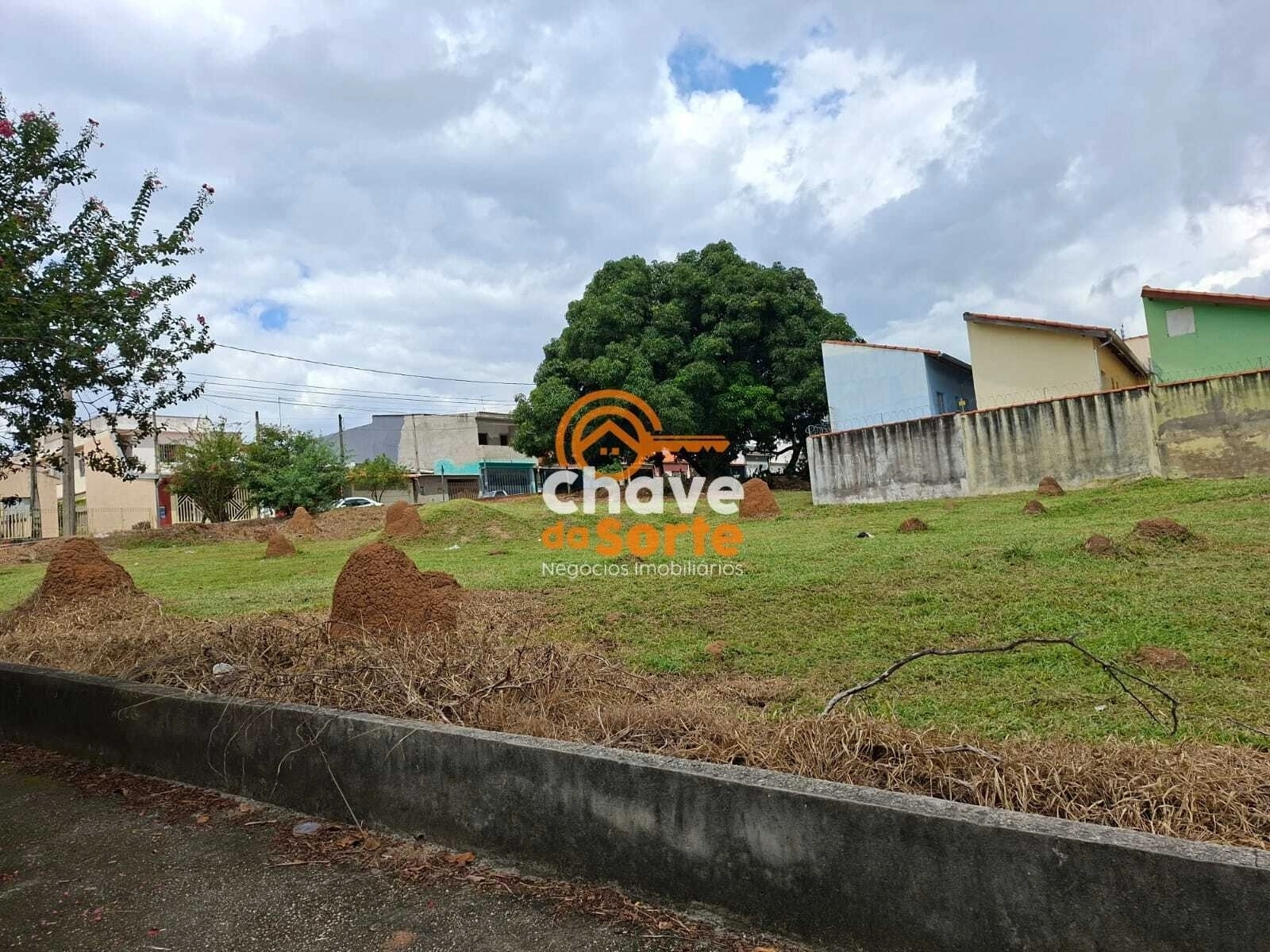 Terreno | Venda | Jardim Nilton Torres