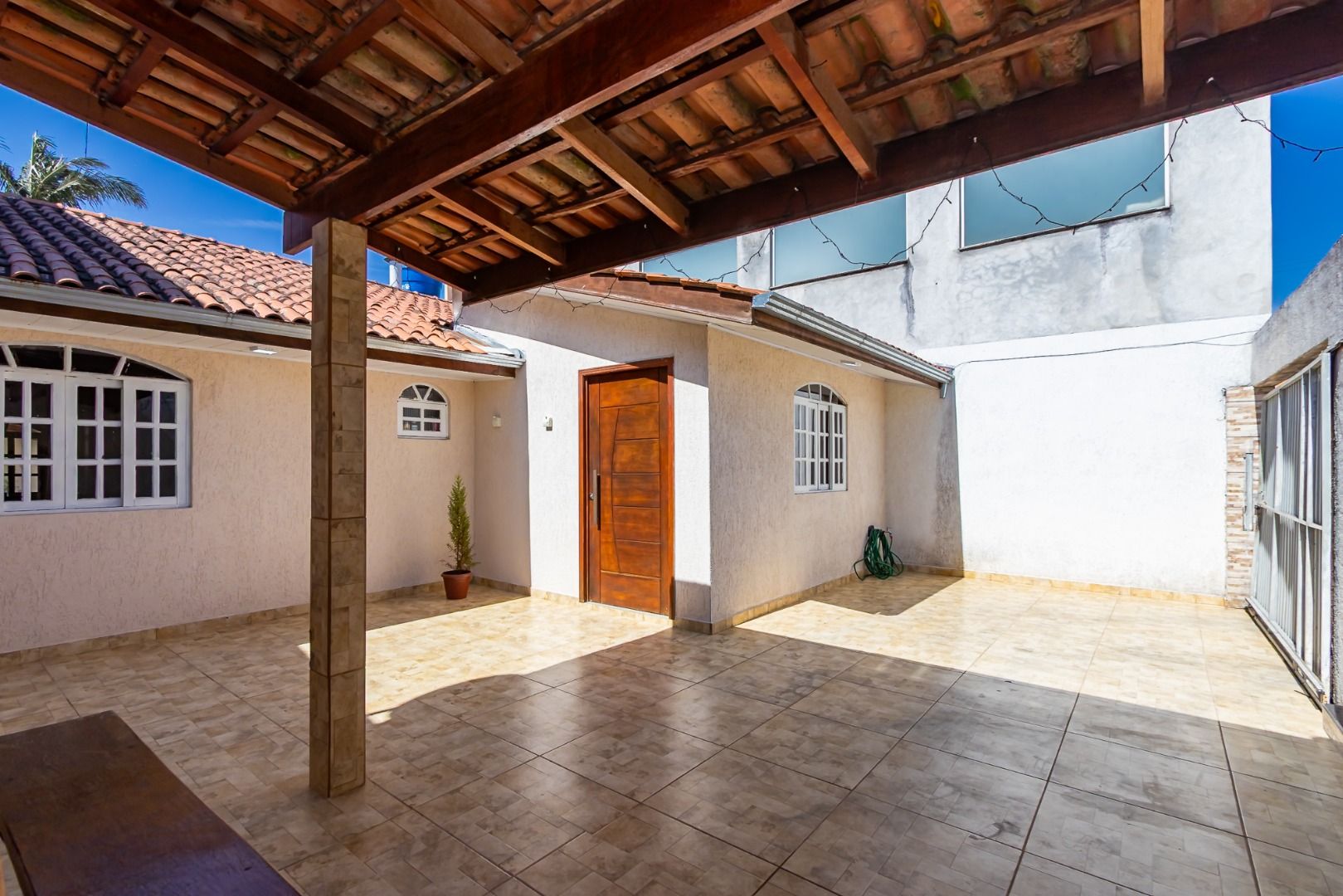 Casa à venda em Vargem Grande, Pinhais — Fava Imóveis