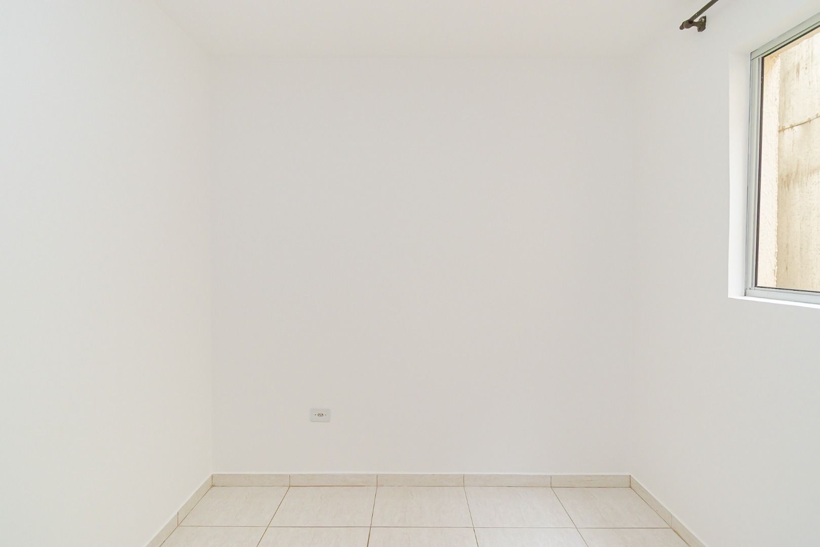 Apartamento à venda em Maracanã, Colombo — Fava Imóveis