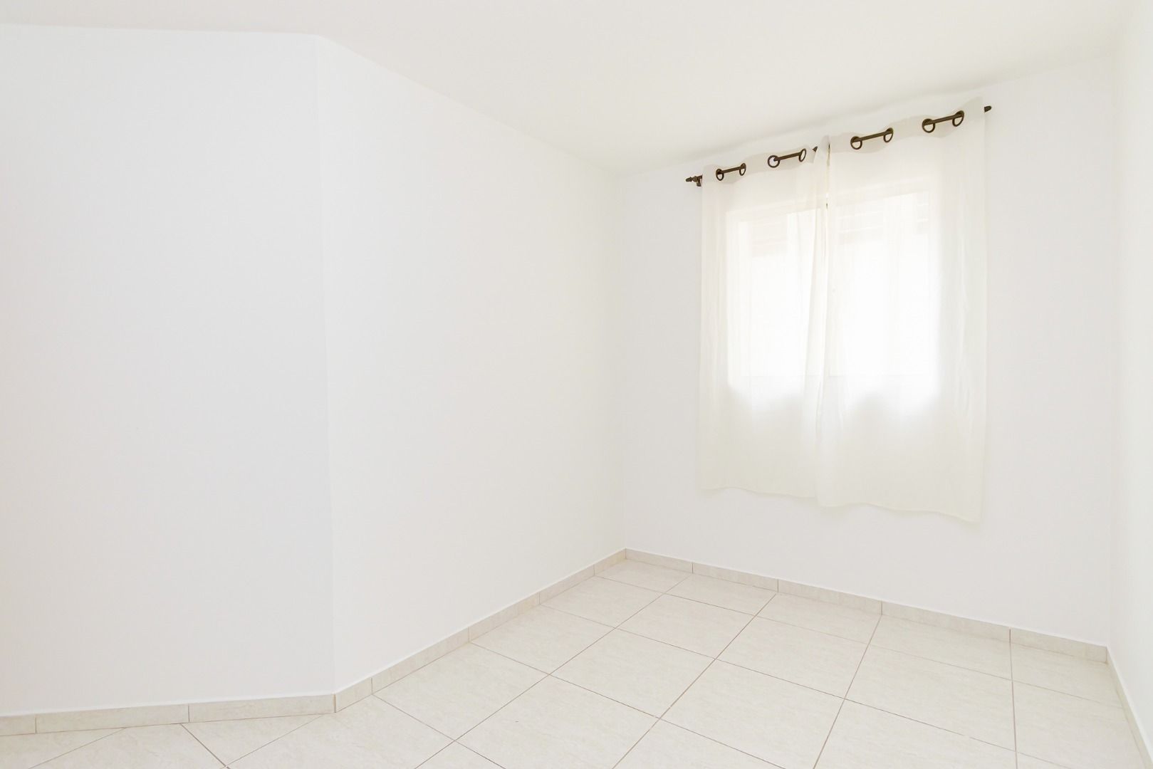 Apartamento à venda em Maracanã, Colombo — Fava Imóveis