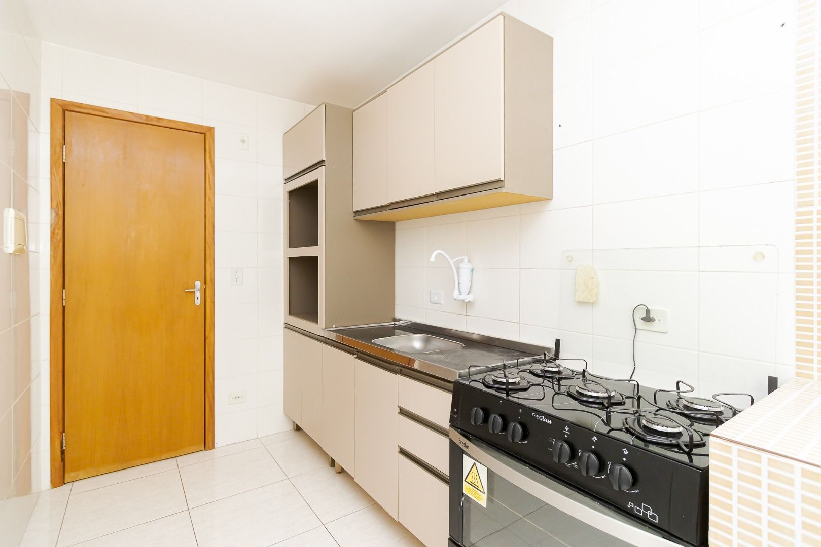 Apartamento à venda em Maracanã, Colombo — Fava Imóveis