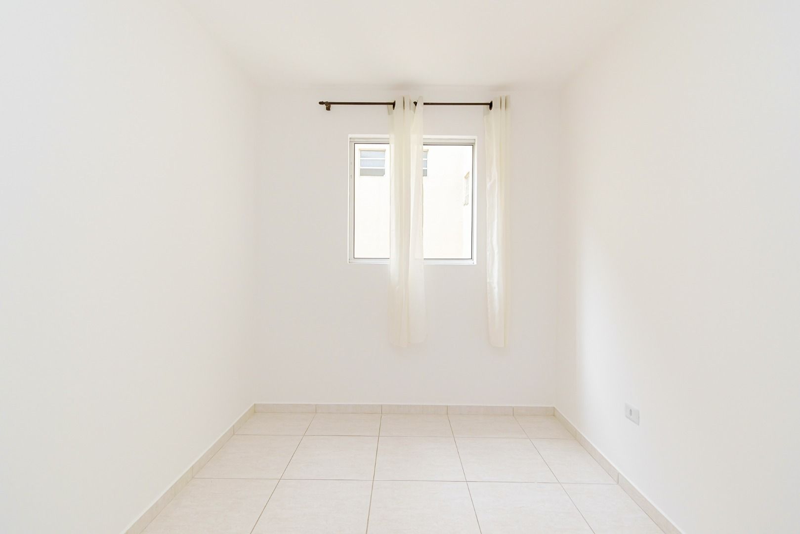 Apartamento à venda em Maracanã, Colombo — Fava Imóveis