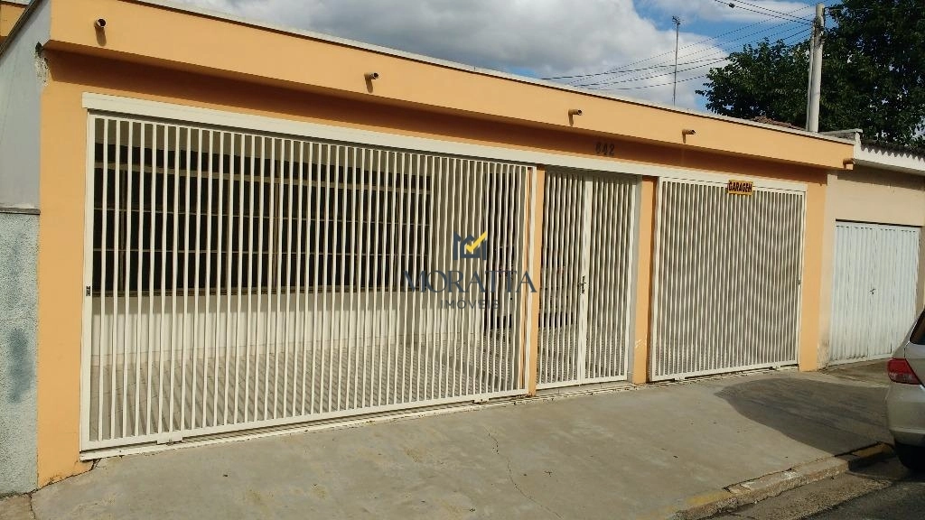 Casa com 3 dormitórios para alugar, R$ 4.300/mês | Centro - Salto/SP