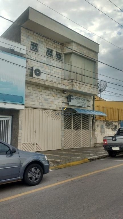 Salão Comercial com 2 dormitórios para alugar, por R$ 2.500/mês | Centro - Salto/SP