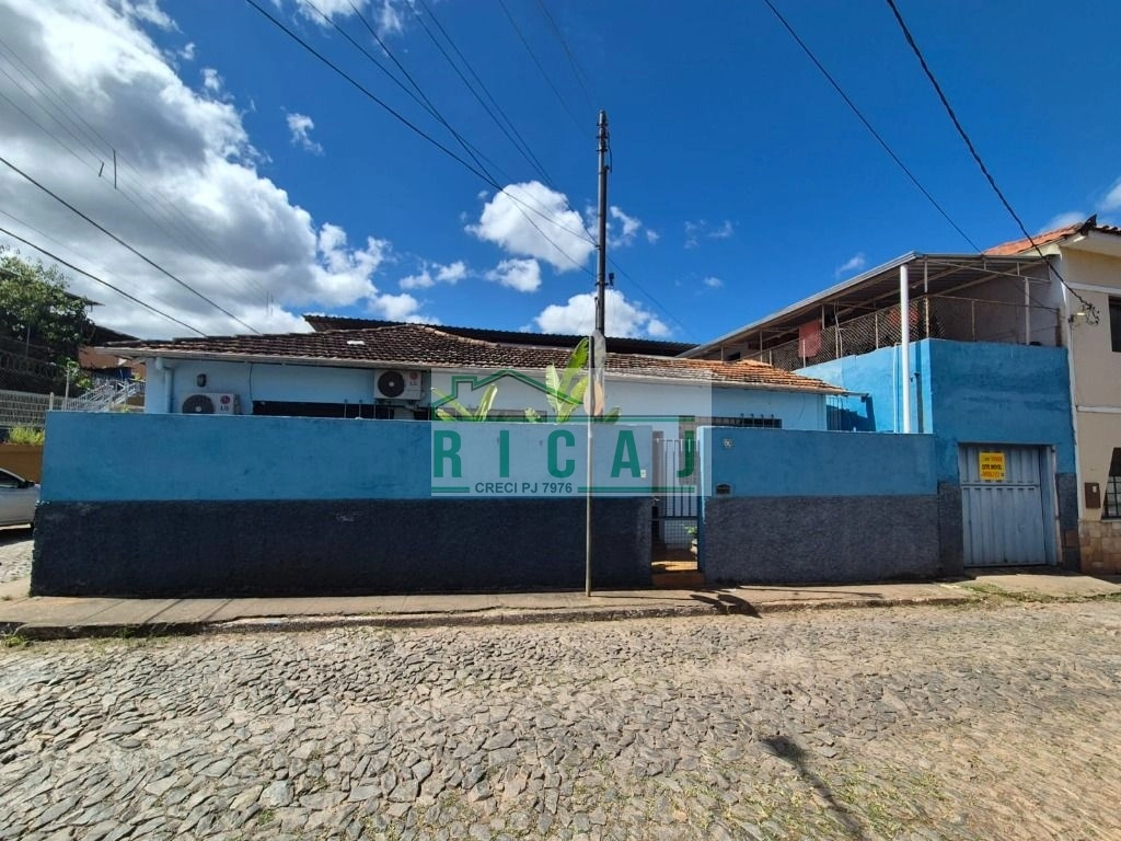 Casa com 2 dormitórios à venda por R$ 650.000,00 - Centro - Sabará/MG