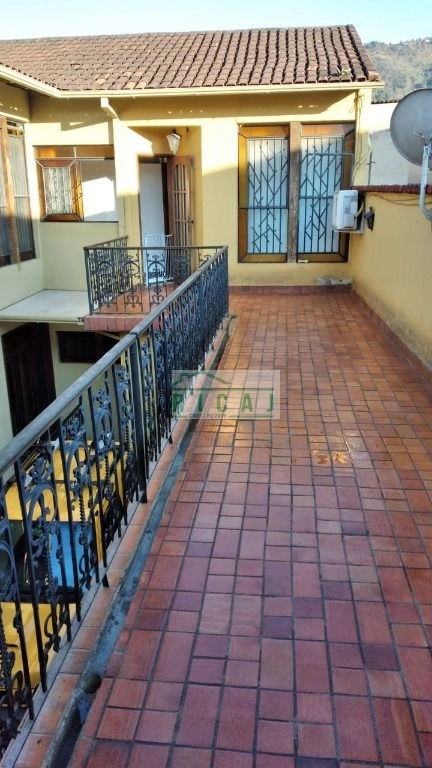 Casa com 4 dormitórios à venda, 190 m² por R$ 650.000,00 - Centro - Sabará/MG