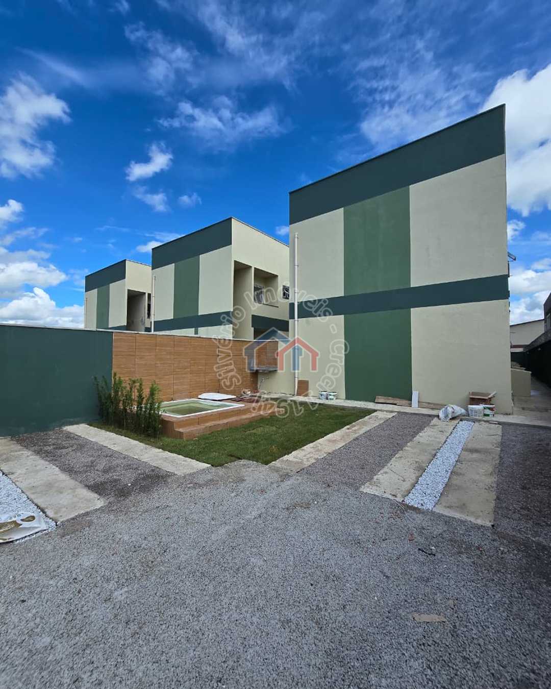 APARTAMENTO À VENDA - JABUTI - 02 QUARTOS - QUINTAL PRIVATIVO - ENTRADA A PARTIR DE ZERO