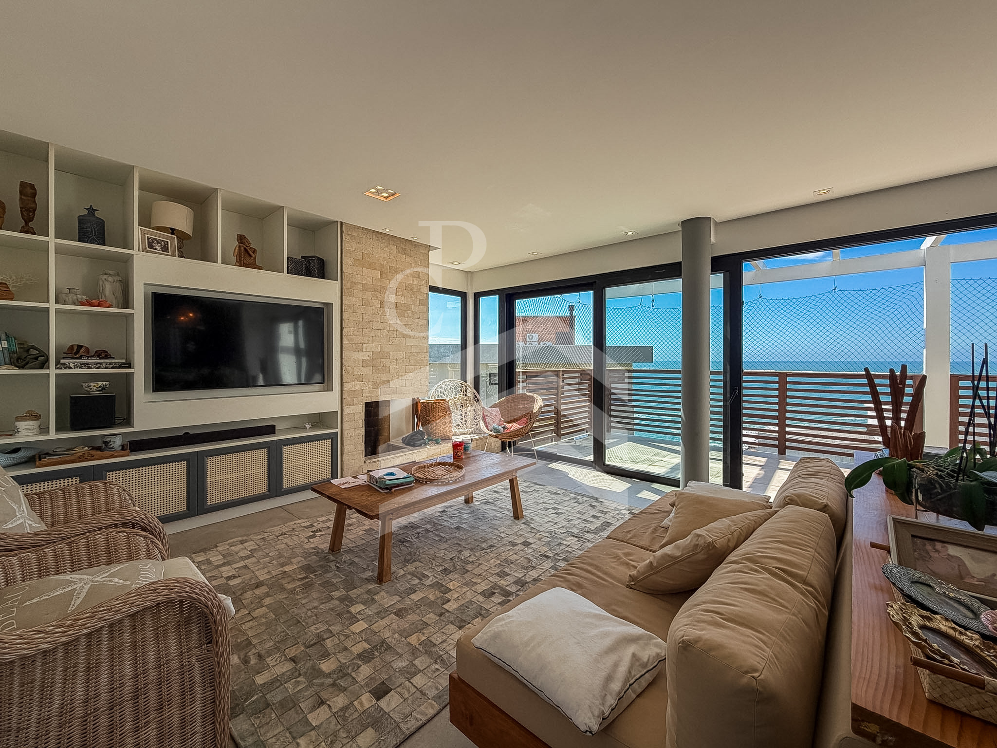 Casa de Alto Padrão com Vista Panorâmica - Praia da Vigia