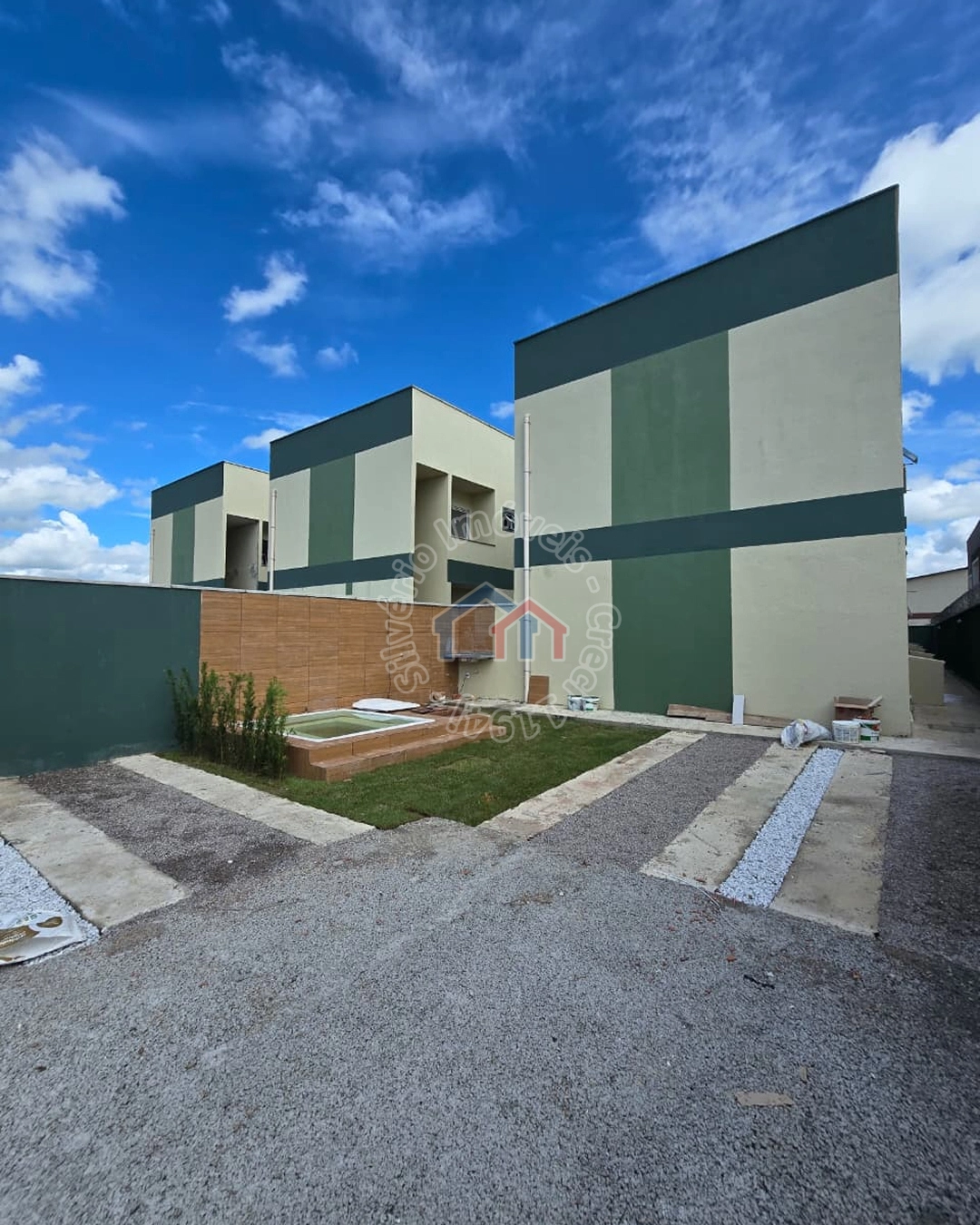 APARTAMENTO À VENDA - JABUTI - 02 QUARTOS - QUINTAL PRIVATIVO - ENTRADA A PARTIR DE ZERO