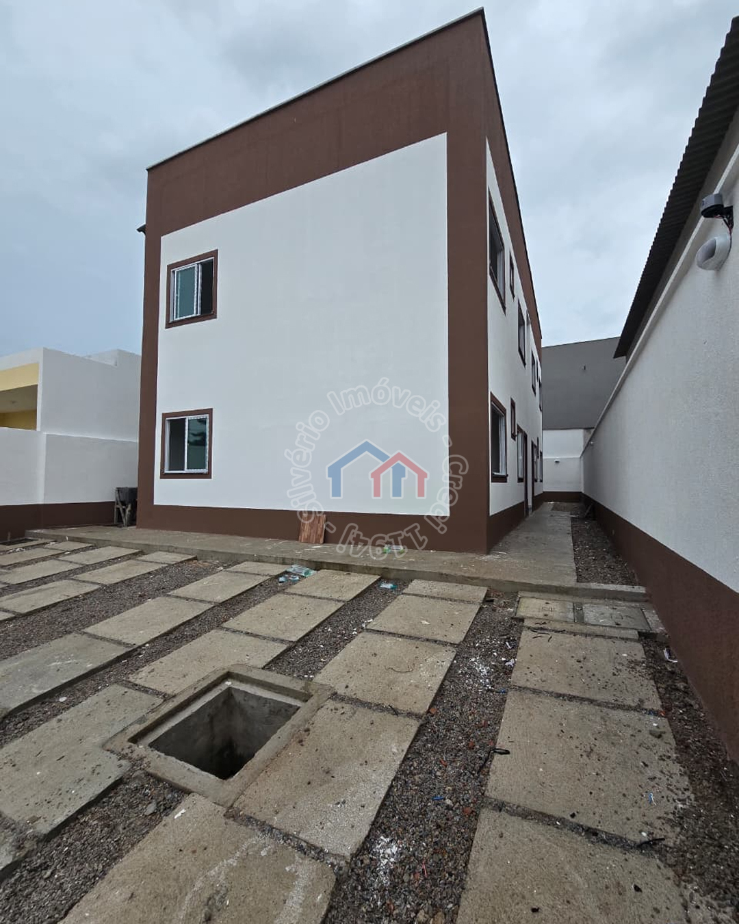 APARTAMENTO À VENDA - JABUTI/GERERAÚ - 02 QUARTOS - FASE DE ACABAMENTO