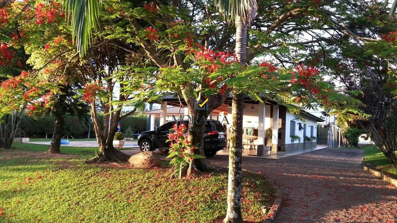 Casa com 3 dormitórios à venda, 212 m² por R$ 2.650.000,00 - Condomínio Colinas do Mosteiro de Itaici - Indaiatuba/SP