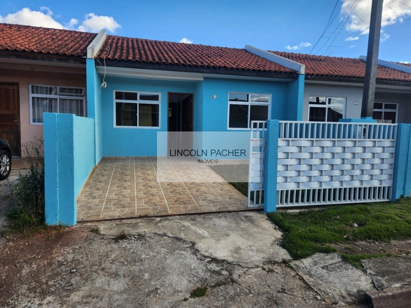 Casa em condomínio, com segurança, conforto e laser